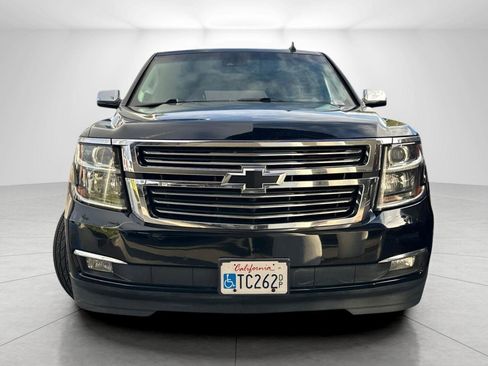 Used 2017 Chevrolet Suburban Premier image 4