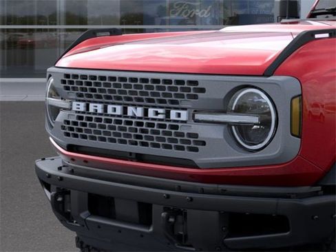 New 2025 Ford Bronco Badlands image 44
