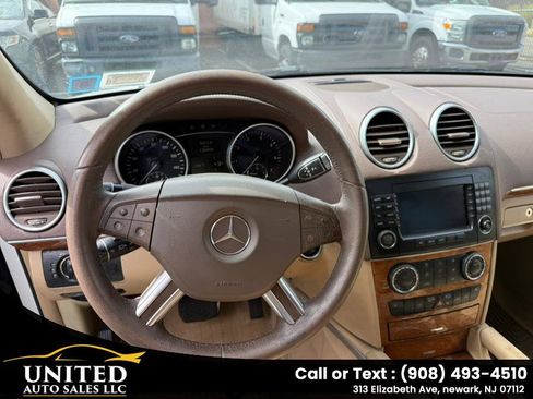 Used 2008 Mercedes-Benz GL 450 4MATIC 4dr 4.6L image 8