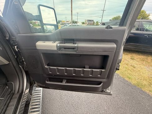 Used 2013 Ford F250 Lariat w/ Chrome Pkg RWD image 22