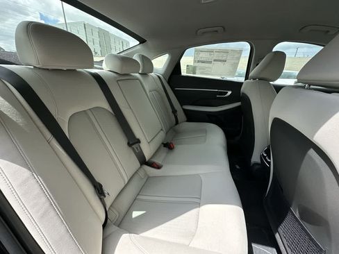 Used 2025 Hyundai Sonata SEL FWD image 26
