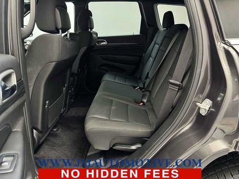 Used 2019 Jeep Grand Cherokee Laredo w/ Security & Convenience Group AWD/4WD image 14