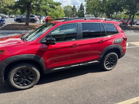 Used 2023 Honda Passport TrailSport image 11