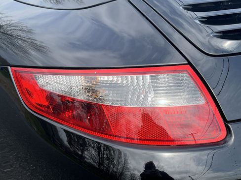 Used 2006 Porsche 911 Carrera S RWD image 39