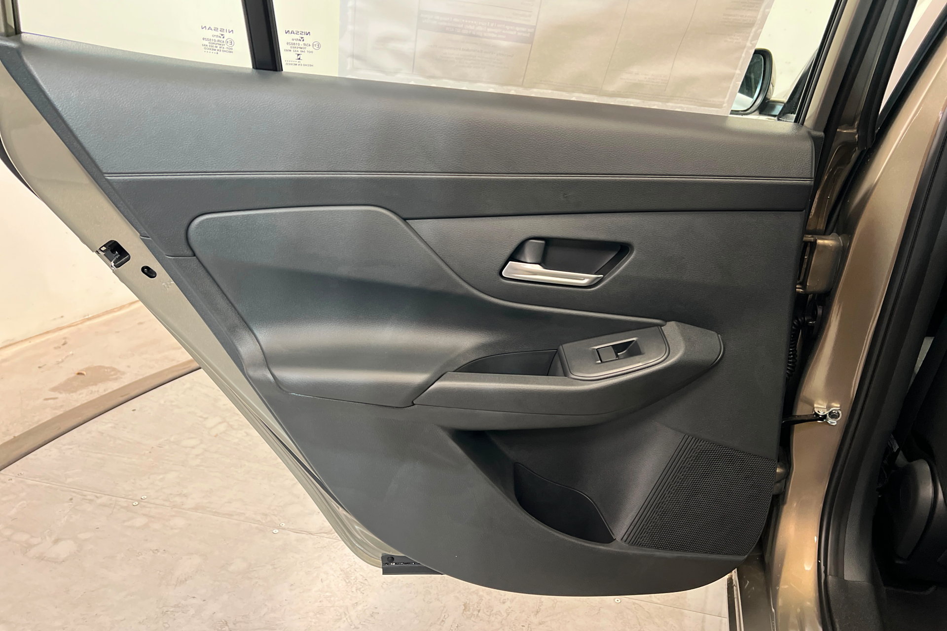 New 2027 Nissan Sentra SV w/ Floor Mat Package FWD image 18
