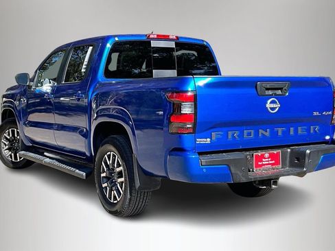 Used 2024 Nissan Frontier SL w/ Technology Package image 4