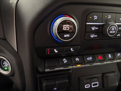 Used 2019 Chevrolet Silverado 1500 LT w/ All-Star Edition image 32