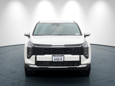 New 2026 Kia Sportage LX image 9