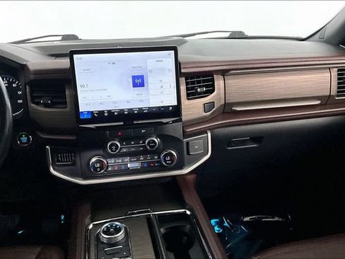 Used 2022 Ford Expedition Max Limited AWD/4WD image 6