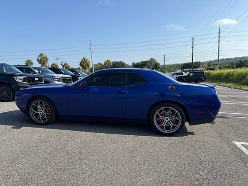 Used 2022 Dodge Challenger R/T Scat Pack RWD image 4