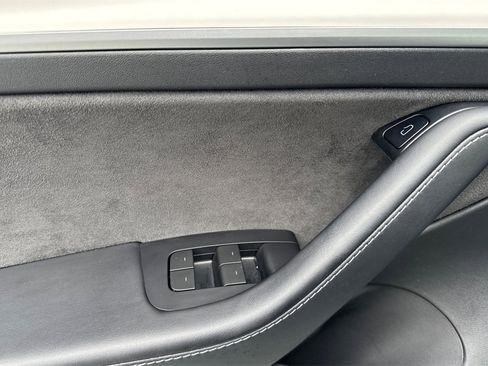 Used 2022 Tesla Model 3 Long Range image 11