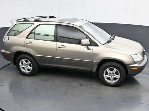Used 2001 Lexus RX 300 4WD w/ Navigation System Pkg image 19