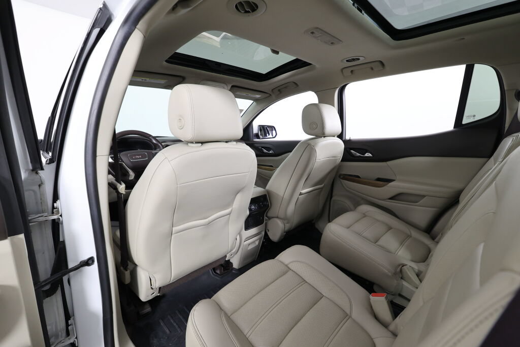 Used 2017 GMC Acadia Denali AWD/4WD image 14
