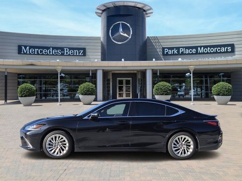 Used 2022 Lexus ES 350 Ultra Luxury image 3
