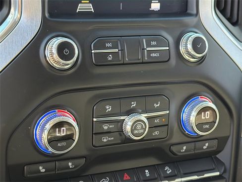 Used 2021 GMC Sierra 1500 Elevation image 25