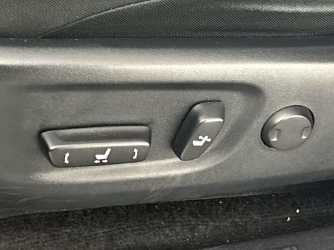 Used 2023 Toyota 4Runner SR5 image 18