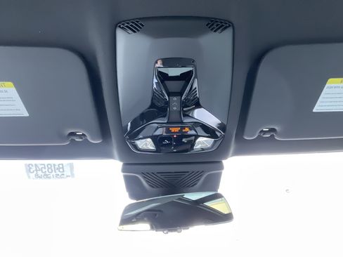 New 2026 BMW X1 xDrive28i w/ Convenience Package image 18