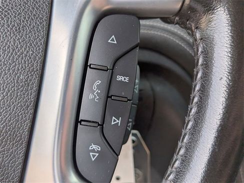 Used 2017 Chevrolet Traverse LT w/ Style and Technology Package image 19