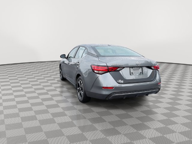 Used 2024 Nissan Sentra SV FWD image 9