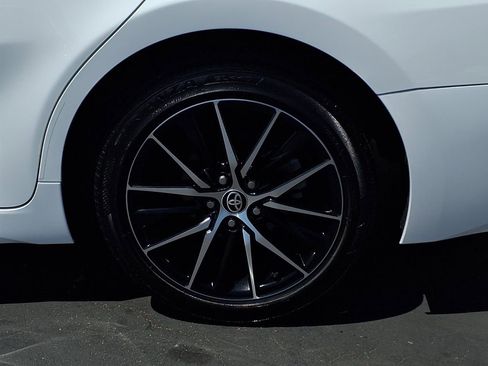 Certified 2024 Toyota Camry SE FWD image 4