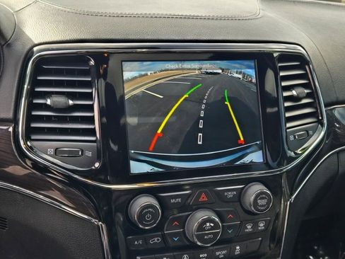 Used 2019 Jeep Grand Cherokee Overland image 29
