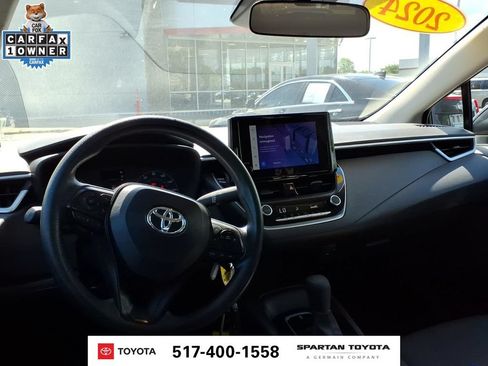 Used 2024 Toyota Corolla LE FWD image 12