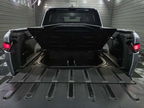 Used 2025 Rivian R1T Adventure image 12