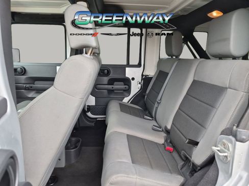 Used 2008 Jeep Wrangler Unlimited X AWD/4WD image 13