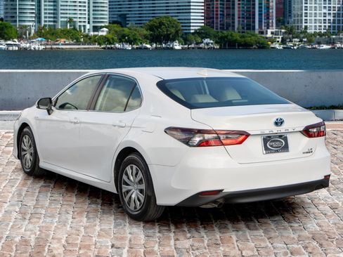 Used 2023 Toyota Camry LE image 7