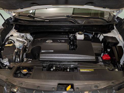 Certified 2024 Nissan Murano SV w/ SV Midnight Edition Package image 19