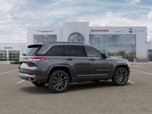 New 2025 Jeep Grand Cherokee Overland w/ Adv Protech Group III AWD/4WD image 4