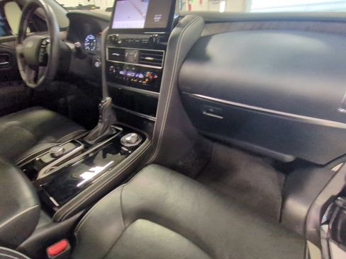 Used 2023 INFINITI QX80 Premium Select w/ Cargo Package image 21