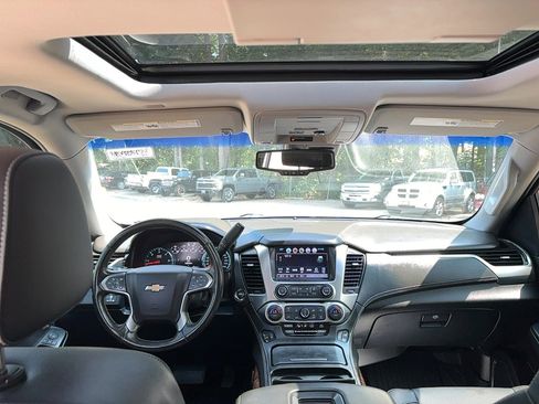Used 2018 Chevrolet Tahoe Premier image 18