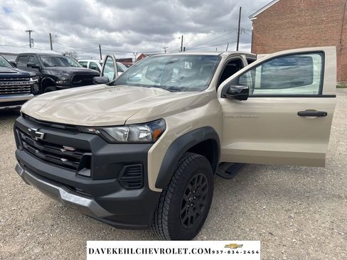 Used 2024 Chevrolet Colorado Trail Boss w/ Technology Package image 27