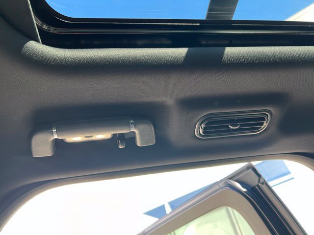 Used 2019 Lincoln Navigator Reserve AWD/4WD image 32
