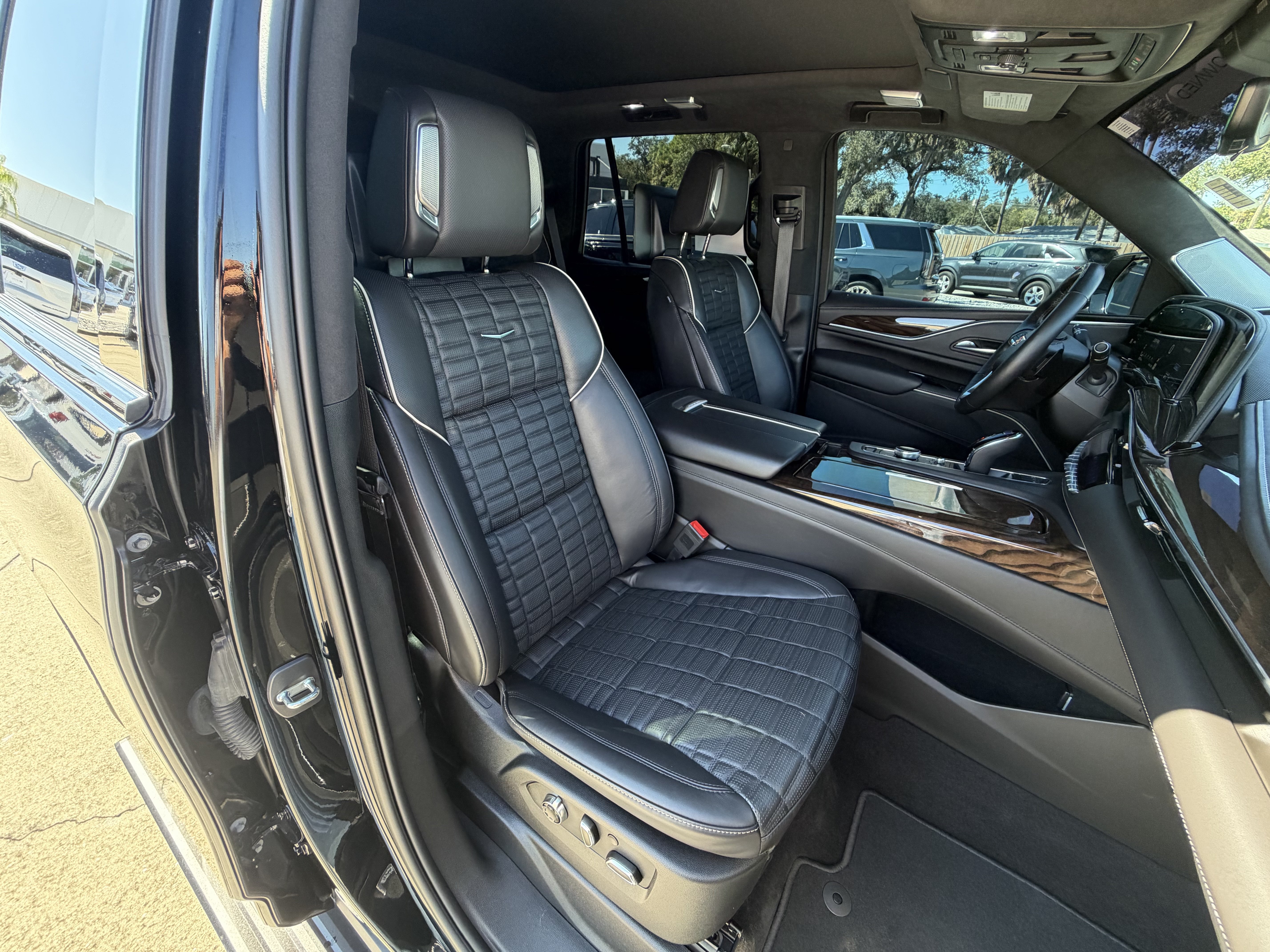Certified 2023 Cadillac Escalade Sport Platinum AWD/4WD image 20