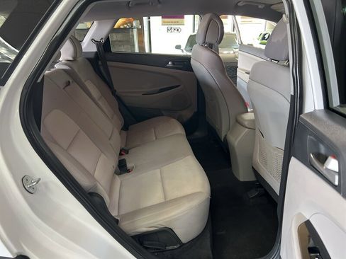 Used 2018 Hyundai Tucson SEL image 23