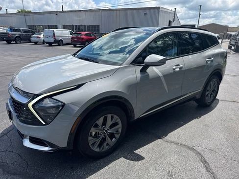 Used 2023 Kia Sportage SX AWD/4WD image 2