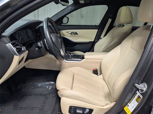 Used 2021 BMW 330i Sedan w/ Convenience Package image 10