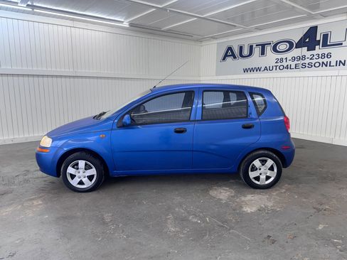 Used 2004 Chevrolet Aveo Hatchback image 8