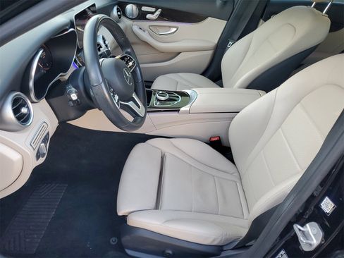 Used 2021 Mercedes-Benz C 300 Sedan w/ Premium Package image 5