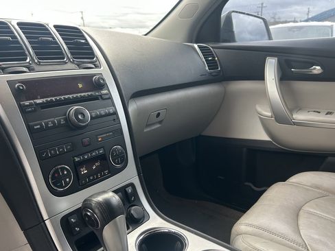 Used 2008 GMC Acadia SLT w/ Convenience Package image 13