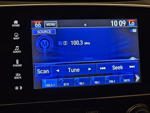 Used 2022 Honda CR-V Touring image 12