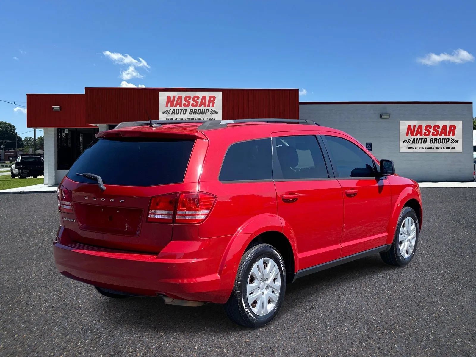 Used 2017 Dodge Journey SE w/ Flexible Seating Group FWD image 4