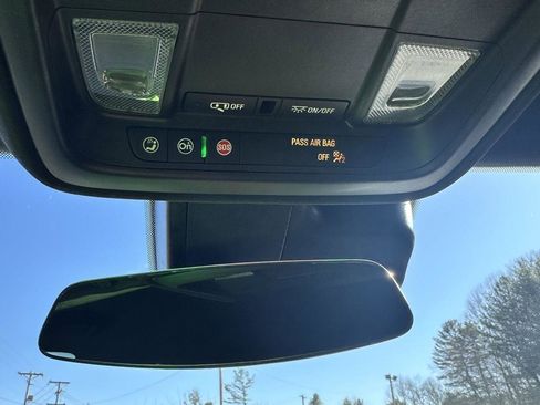 Used 2023 Cadillac XT4 Premium Luxury image 28