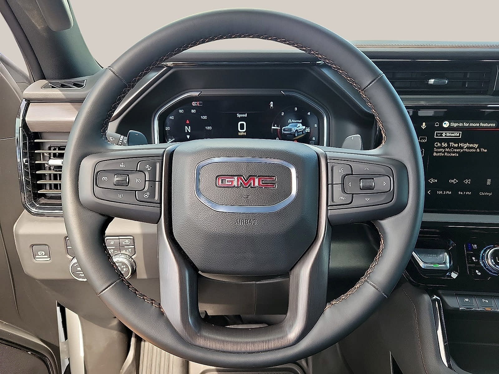 Used 2025 GMC Sierra 1500 AT4 w/ AT4 Premium Package AWD/4WD image 19