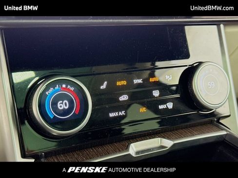 Used 2023 Land Rover Range Rover SE AWD/4WD image 11