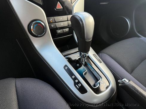 Used 2012 Chevrolet Cruze LT w/ All-Star Edition image 24