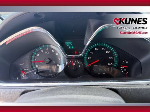 Used 2015 Chevrolet Traverse LT w/ Style and Technology Package FWD image 29