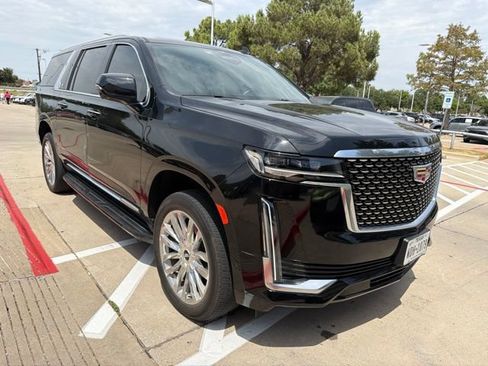 Used 2024 Cadillac Escalade ESV Premium Luxury RWD image 3